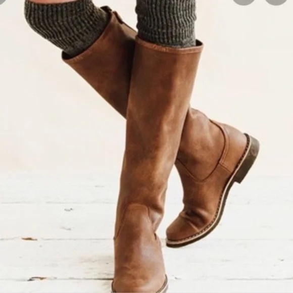 Roots Leather Knee-High Boots | Made in Canada | Brown | Size 7 - Picture 1 of 16